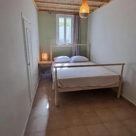 Syneti Andros House Ferienhaus