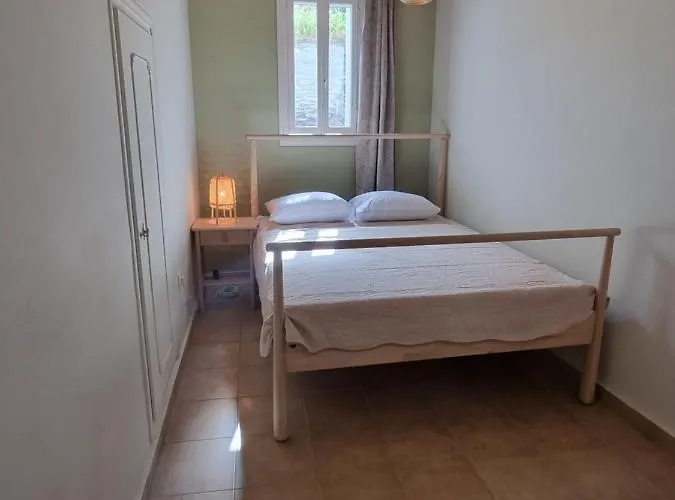 Syneti Andros House Ferienhaus