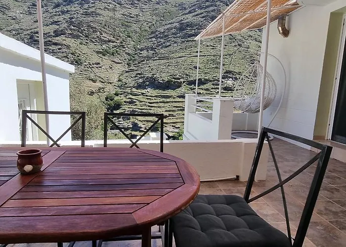 Syneti Andros House * Sineti